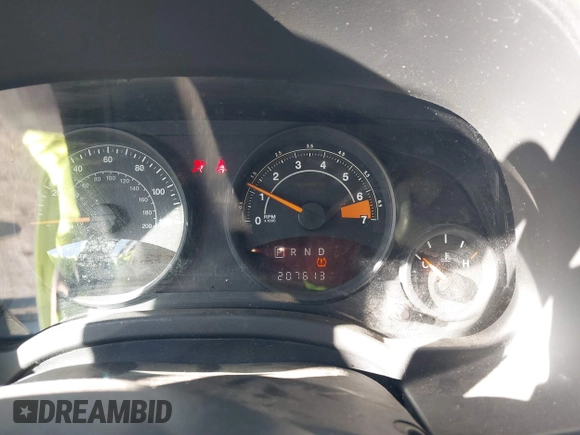 2014 Jeep Patriot Latitude with VIN 1C4NJPFB0ED719270, listed as a IAAI auction lot 40870355 with 207,613 mi miles and . Bid and sale history available at DreamBid. Image 7.