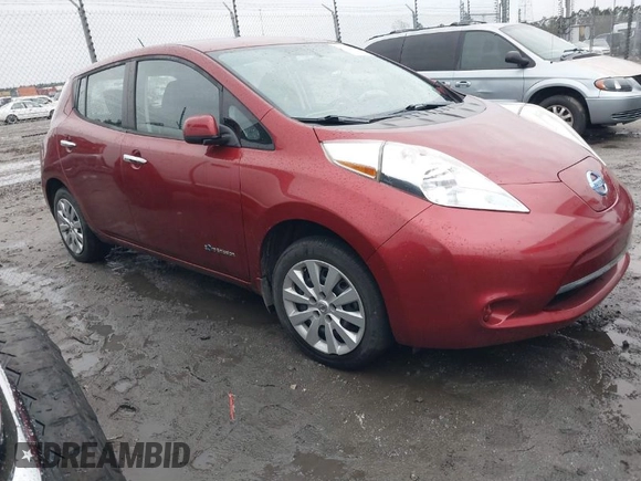 2015 Nissan LEAF S with VIN 1N4AZ0CP1FC311520, listed as a IAAI auction lot 41571630 with 58,800 mi miles. Bid and sale history available at carsss.com. Image 1.