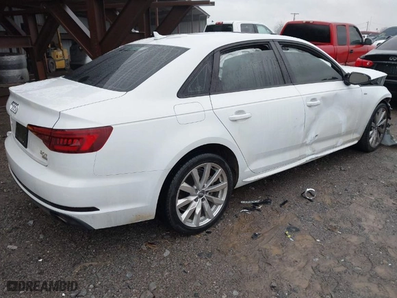 2018 Audi A4 Premium with VIN WAUKMAF40JA219711, listed as a IAAI auction lot 41352621 with 1 mi miles. Bid and sale history available at carsss.com. Image 4.