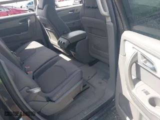 2015 Chevrolet Traverse LS with VIN 1GNKRFED1FJ276341, listed as a IAAI auction lot 41936899 with 139,340 mi miles. Bid and sale history available at carsss.com. Image 8.