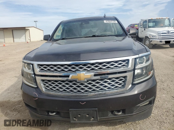 2017 Chevrolet Suburban LT z VIN 1GNSKHKC8HR332582, wystawiony jako Copart lot #47653135 z przebiegiem 189 558 mil mil oraz Szkoda całkowita • Salvage title. Historia ofert i sprzedaży dostępna na DreamBid. Obrazek 5.