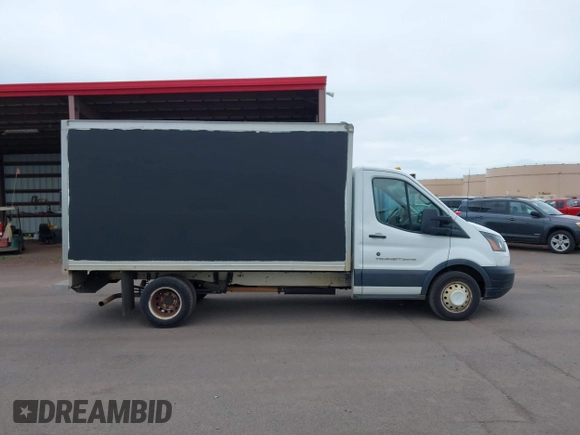 2017 Ford Transit z VIN 1FDBF8ZM1HKB48536, wystawiony jako IAAI lot #42306764 z przebiegiem 74 477 mil mil oraz . Historia ofert i sprzedaży dostępna na DreamBid. Obrazek 13.