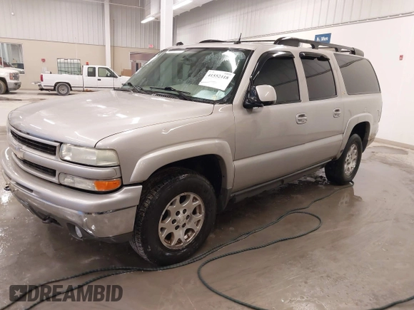 2004 Chevrolet Suburban Z71 with VIN 3GNFK16T24G213519, listed as a IAAI auction lot 41552418 with 244,017 mi miles. Bid and sale history available at carsss.com. Image 2.
