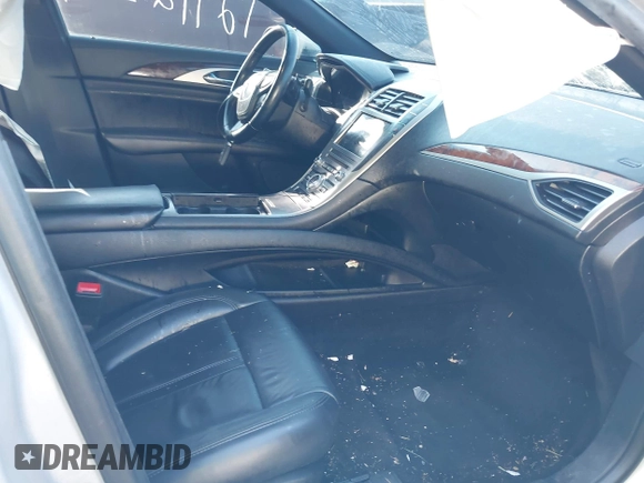 2017 Lincoln MKZ Select with VIN 3LN6L5D96HR663197, listed as a IAAI auction lot 42280513 with 76,578 mi miles and . Bid and sale history available at DreamBid. Image 5.