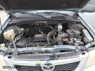 2008 Mazda Tribute Sport with VIN 4F2CZ02Z88KM16490, listed as a IAAI auction lot 41931310 with 118,176 mi miles. Bid and sale history available at carsss.com. Image 10.
