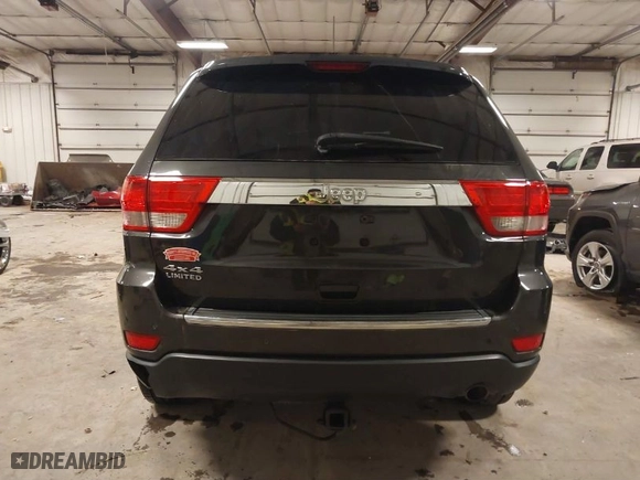 2011 Jeep Grand Cherokee Limited with VIN 1J4RR5GG3BC651065, listed as a IAAI auction lot 41020593 with 154,825 mi miles. Bid and sale history available at carsss.com. Image 16.
