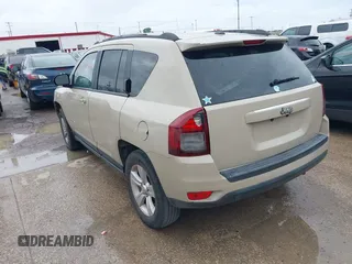 2017 Jeep Compass Sport SE с VIN 1C4NJCBA0HD123716, выставлен на аукционе IAAI как лот 42486199 с пробегом 142 644 миль миль и . История ставок и продаж доступна на DreamBid. Изображение 3.