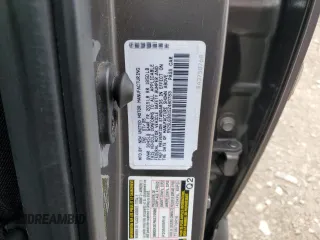 2005 Pontiac Vibe with VIN 5Y2SL63815Z480783, listed as a Copart auction lot 70267334 with 132,637 mi miles and Salvage Title. Bid and sale history available at carsss.com. Image 12.