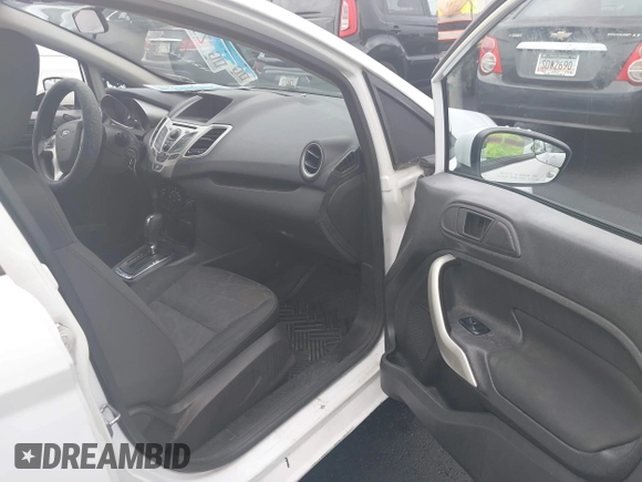 2011 Ford Fiesta SE с VIN 3FADP4BJ5BM207435, выставлен на аукционе IAAI как лот 42216633 с пробегом 147 812 миль миль и . История ставок и продаж доступна на DreamBid. Изображение 5.