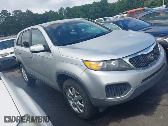 2013 Kia Sorento LX with VIN 5XYKT3A1XDG394440, listed as a IAAI auction lot 42544263 with 207,333 mi miles and . Bid and sale history available at DreamBid. Image 1.