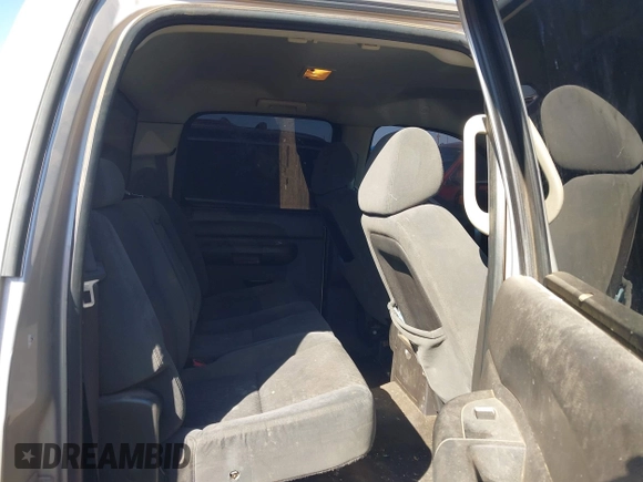 2009 Chevrolet Silverado 1500 LT with VIN 3GCEC23099G252407, listed as a IAAI auction lot 41754180 with 188,319 mi miles. Bid and sale history available at carsss.com. Image 8.