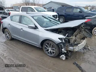 2020 Acura ILX w/Premium Pkg with VIN 19UDE2F70LA005511, listed as a IAAI auction lot 41653952 with 28,853 mi miles. Bid and sale history available at carsss.com. Image 1.
