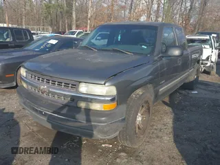 2002 Chevrolet Silverado 1500 LS with VIN 1GCEC19V72Z269533, listed as a IAAI auction lot 41495089 with 261,180 mi miles and . Bid and sale history available at DreamBid. Image 2.