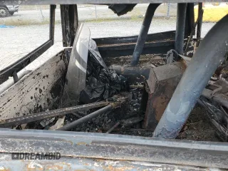 1968 Ford Bronco z VIN U14NLD27653, wystawiony jako Copart lot #75441944 z przebiegiem Nie podano mil oraz Szkoda całkowita • Salvage title. Historia ofert i sprzedaży dostępna na DreamBid. Obrazek 10.
