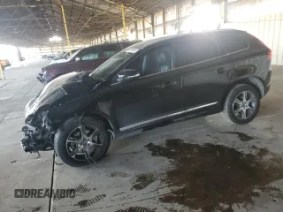 2015 Volvo XC60 T6 Drive-E Platinum с VIN YV449MDM2F2692574, выставлен на аукционе Copart как лот 82434814 с пробегом Не указан миль и Списание • Salvage title. История ставок и продаж доступна на DreamBid. Изображение 1.