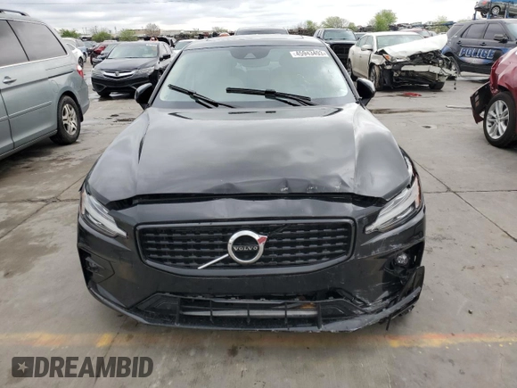 2022 Volvo S60 Momentum with VIN 7JRL12FZ0NG163047, listed as a Copart auction lot 45943493 with 11,951 mi miles. Bid and sale history available at carsss.com. Image 5.