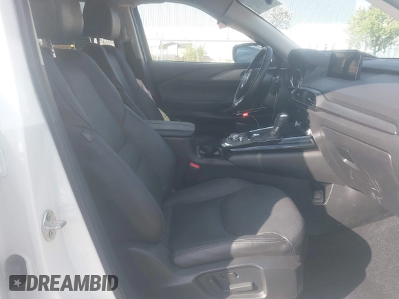 2022 Mazda CX-9 Touring Plus with VIN JM3TCBAY3N0613037, listed as a IAAI auction lot 41993127 with 31,435 mi miles and . Bid and sale history available at carsss.com. Image 5.