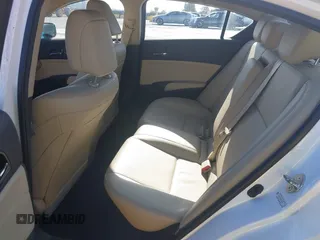 2013 Acura ILX Technology z VIN 19VDE1F73DE018446, wystawiony jako IAAI lot #42486503 z przebiegiem 76 249 mil mil oraz . Historia ofert i sprzedaży dostępna na DreamBid. Obrazek 8.