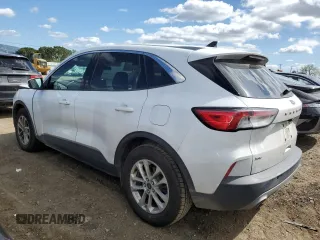 2020 Ford Escape SE with VIN 1FMCU0G60LUB44118, listed as a Copart auction lot 47217835 with 89,621 mi miles and Salvage Title. Bid and sale history available at carsss.com. Image 2.