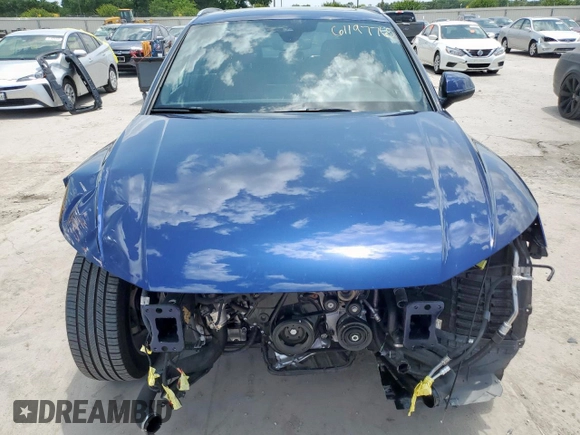 2021 Audi Q5 Premium with VIN WA1AAAFY0M2050924, listed as a Copart auction lot 61197765 with 29,723 mi miles and Salvage title. Bid and sale history available at DreamBid. Image 5.