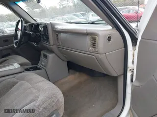 1999 Chevrolet Silverado 1500 LT with VIN 1GCEK19T4XE253421, listed as a IAAI auction lot 41962631 with 1 mi miles. Bid and sale history available at carsss.com. Image 5.