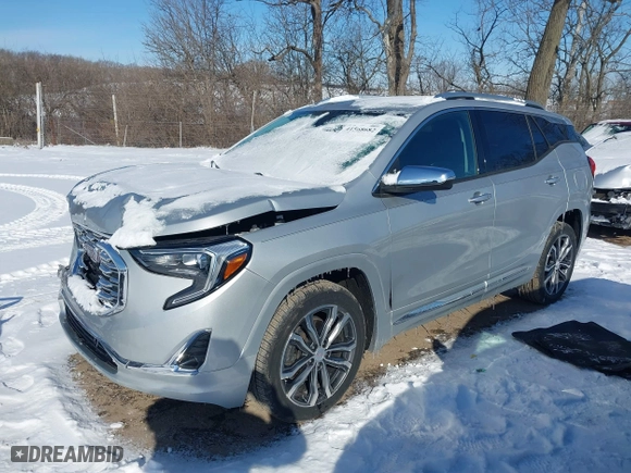 2019 GMC Terrain Denali with VIN 3GKALSEX4KL134355, listed as a IAAI auction lot 41568682 with 33,007 mi miles. Bid and sale history available at carsss.com. Image 17.