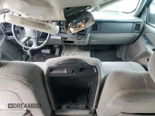2004 Chevrolet Suburban LS with VIN 3GNGK26U24G257118, listed as a Copart auction lot 74512764 with 0 mi miles and Salvage Title. Bid and sale history available at carsss.com. Image 8.