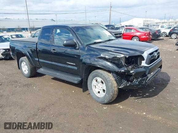 2013 Toyota Tacoma with VIN 5TFUU4EN4DX050303, listed as a IAAI auction lot 41833470 with 117,371 mi miles and . Bid and sale history available at DreamBid. Image 1.