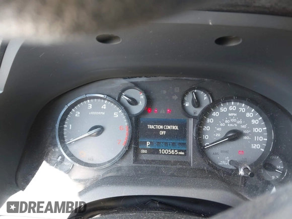2014 Toyota Tundra 4WD Truck SR with VIN 5TFUM5F11EX055025, listed as a IAAI auction lot 41883017 with 100,565 mi miles. Bid and sale history available at carsss.com. Image 7.