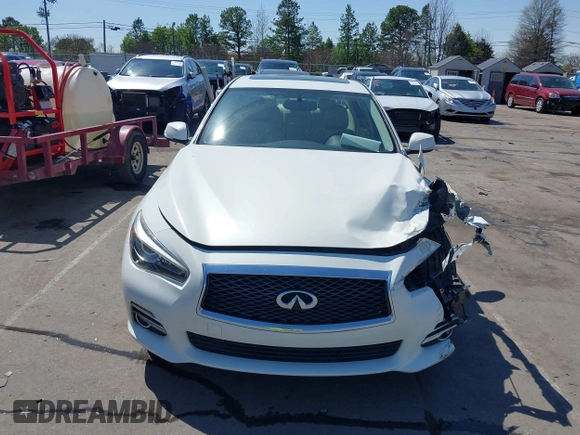 2014 Infiniti Q50 Premium with VIN JN1BV7APXEM691474, listed as a IAAI auction lot 41884939 with 135,559 mi miles. Bid and sale history available at carsss.com. Image 12.