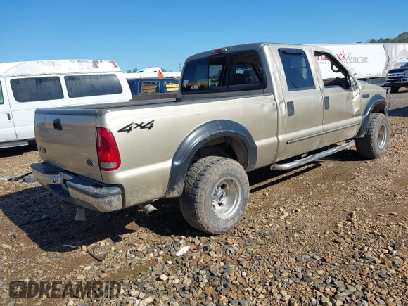 2000 Ford Super Duty F-250 XL with VIN 1FTNW21F3YEA72800, listed as a IAAI auction lot 41348642 with 533,369 mi miles. Bid and sale history available at carsss.com. Image 4.