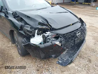 2024 Nissan Sentra SV with VIN 3N1AB8CV4RY204410, listed as a IAAI auction lot 42216000 with 33,893 mi miles and . Bid and sale history available at DreamBid. Image 6.