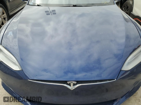 2019 Tesla Model S 100D с VIN 5YJSA1E41KF332086, выставлен на аукционе Copart как лот 74513814 с пробегом Не указан миль и Списание • Salvage title. История ставок и продаж доступна на DreamBid. Изображение 11.