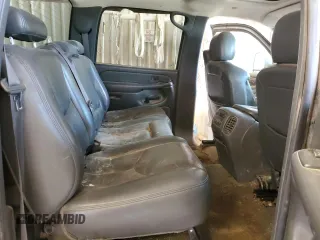 2006 Chevrolet Silverado 3500 DRW LT1 with VIN 1GCJK33D96F184245, listed as a Copart auction lot 60508894 with 276,770 mi miles and Clean Title. Bid and sale history available at carsss.com. Image 10.