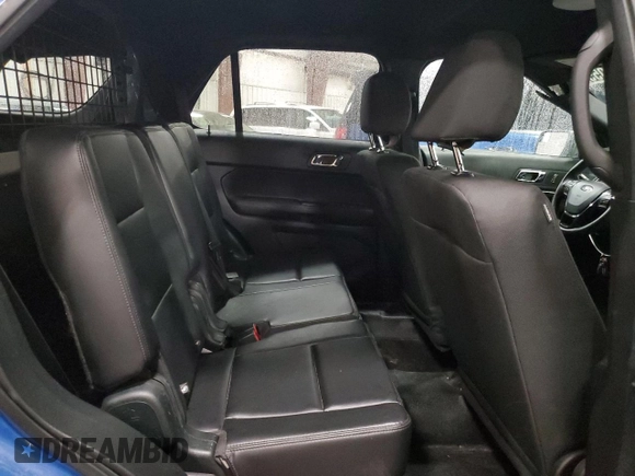 2019 Ford Police Interceptor Utility z VIN 1FM5K8AT6KGB15702, wystawiony jako Copart lot #47269055 z przebiegiem 106 958 mil mil oraz Czysty tytuł • Clean title. Historia ofert i sprzedaży dostępna na DreamBid. Obrazek 11.