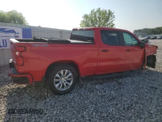 2019 Chevrolet Silverado 1500 Custom with VIN 1GCUYBEF2KZ306151, listed as a Copart auction lot 61341274 with 135,391 mi miles and Clean Title. Bid and sale history available at DreamBid. Image 3.