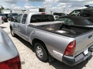 2008 Toyota Tacoma z VIN 5TETX22N68Z567516, wystawiony jako IAAI lot #42560571 z przebiegiem 146 000 mil mil oraz . Historia ofert i sprzedaży dostępna na DreamBid. Obrazek 14.