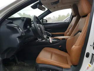 2019 Lexus UX 250h с VIN JTHU9JBH7K2008201, выставлен на аукционе Copart как лот 52631115 с пробегом 37 395 миль миль и Списание • Salvage title. История ставок и продаж доступна на DreamBid. Изображение 7.
