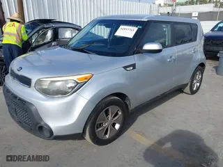 2014 Kia Soul with VIN KNDJN2A21E7740947, listed as a IAAI auction lot 41893763 with 152,807 mi miles. Bid and sale history available at carsss.com. Image 2.