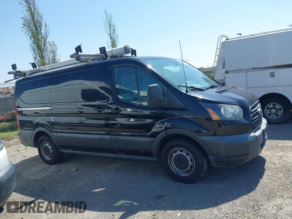 2018 Ford Transit with VIN 1FTYE1YM3JKA11596, listed as a IAAI auction lot 41918112 with 192,779 mi miles. Bid and sale history available at carsss.com. Image 13.
