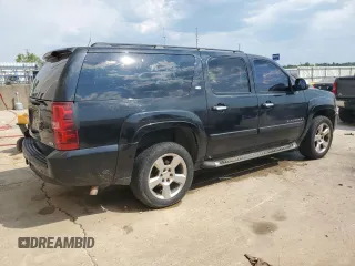 2007 Chevrolet Suburban LTZ with VIN 3GNFK16367G283223, listed as a Copart auction lot 69046414 with 268,369 mi miles and Non Repairable. Bid and sale history available at carsss.com. Image 3.