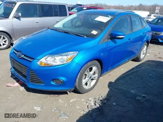 2014 Ford Focus SE with VIN 1FADP3F23EL269452, listed as a IAAI auction lot 41768594 with 40,380 mi miles. Bid and sale history available at carsss.com. Image 2.