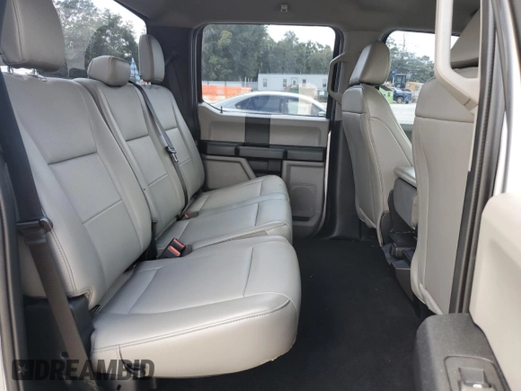 2020 Ford F-250 XL z VIN 1FT7W2BTXLEE66199, wystawiony jako Copart lot #62668705 z przebiegiem 74 631 mil mil oraz Nie do naprawy • Non repairable. Historia ofert i sprzedaży dostępna na DreamBid. Obrazek 10.