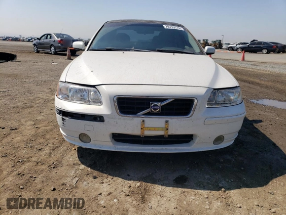 2005 Volvo S60 with VIN YV1RS592652474608, listed as a Copart auction lot 70799774 with 176,672 mi miles and Salvage Title. Bid and sale history available at carsss.com. Image 5.