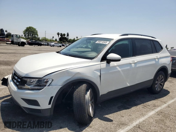 2020 Volkswagen Tiguan S with VIN 3VV1B7AX3LM055371, listed as a Copart auction lot 59814945 with 40,078 mi miles and Salvage title. Bid and sale history available at DreamBid. Image 1.