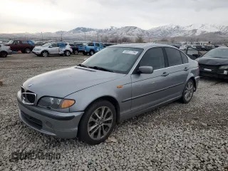 2005 BMW 3 Series 330xi with VIN WBAEW53485PN36755, listed as a Copart auction lot 85317754 with 141,818 mi miles and Salvage Title. Bid and sale history available at carsss.com. Image 1.