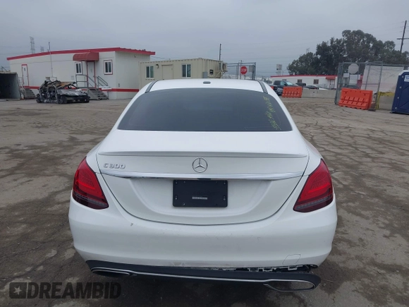 2019 Mercedes-Benz C 300 с VIN 55SWF8DB2KU309300, выставлен на аукционе IAAI как лот 41894814 с пробегом 50 745 миль миль и . История ставок и продаж доступна на DreamBid. Изображение 15.