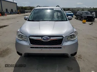 2016 Subaru Forester Touring with VIN JF2SJAXC7GH415762, listed as a Copart auction lot 63473555 with 74,570 mi miles and Salvage title. Bid and sale history available at DreamBid. Image 5.