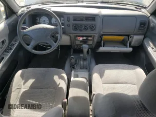 2002 Mitsubishi Montero Sport ES with VIN JA4MT21H82J039063, listed as a Copart auction lot 45718865 with 198,225 mi miles and Clean Title. Bid and sale history available at carsss.com. Image 8.