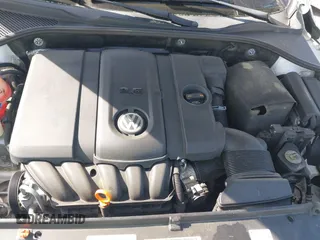 2013 Volkswagen Passat SE w/Sunroof with VIN 1VWBH7A30DC042088, listed as a IAAI auction lot 41990809 with 126,590 mi miles. Bid and sale history available at carsss.com. Image 10.